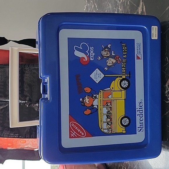 Montreal Expos Youppi Nabisco Shreddies Lunch Box 1998 Very Rare - Picture 1 of 5